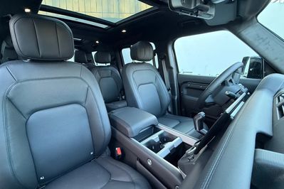 Land Rover Defender 110 D350 X-Dynamic HSE