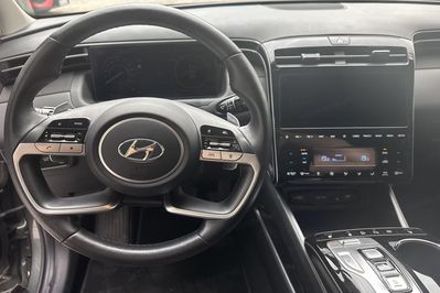 Hyundai Tucson Executive 1.6 T-GDi HEV  4WD