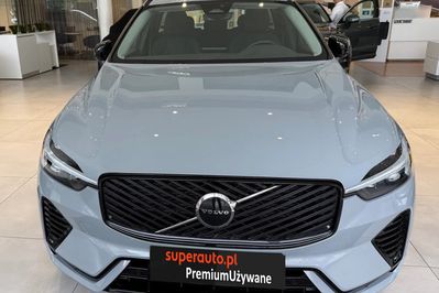 Volvo XC60 B5 B AWD Plus Dark