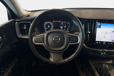 Volvo XC60 B4 D Momentum Pro