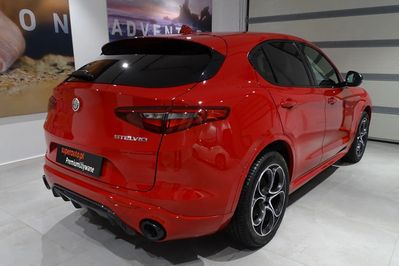 Alfa Romeo Stelvio 2.0 Turbo Veloce Q4 aut