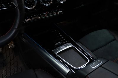 Mercedes GLA 220 mHEV 4-Matic AMG Line 8G-DCT