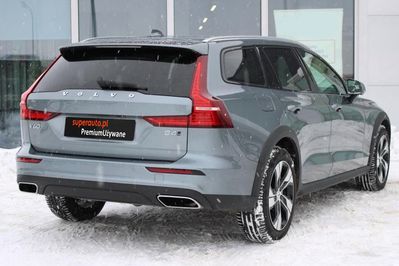 Volvo V60 Cross Country D4 Momentum Pro aut