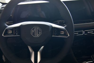 MG HS 1.5T HEV+ Exclusive aut