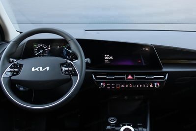 Kia Niro 1.6 GDI Hybrid Business Line