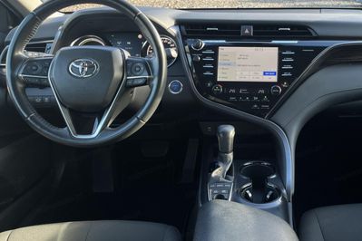 Toyota Camry 2.5 Hybrid Prestige
