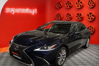 Lexus ES 300h Business Edition