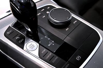 BMW Seria 3 320d xDrive Sport Line sport-aut