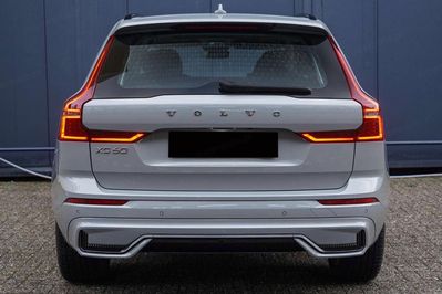 Volvo XC60 B5 AWD Ultra Dark