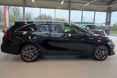 Kia Ceed 1.5 T-GDI Tribute