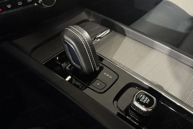 Volvo V60 B4 B R-Design aut