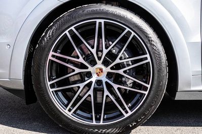 Porsche Cayenne Coupe S E-Hybrid Black Edition