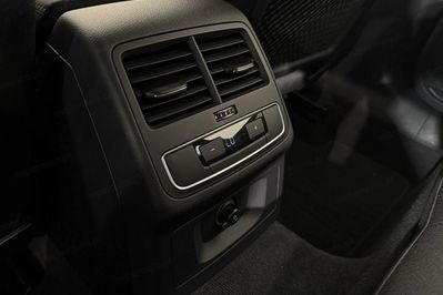 Audi A4 40 TFSI mHEV S tronic