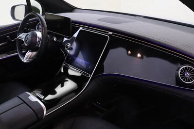 Mercedes EQE SUV 350 4-Matic Electric Art