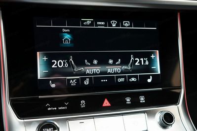 Audi A6 Avant 55 TFSI e quattro S Line