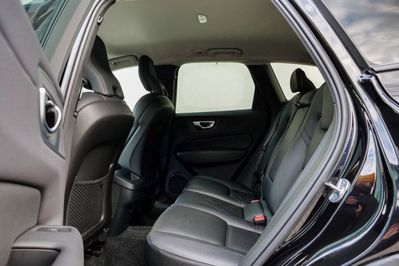 Volvo XC60 B4 B Plus Dark aut