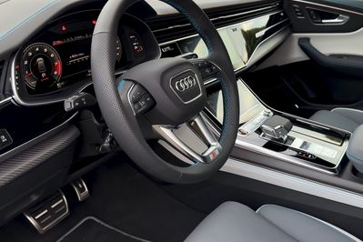 Audi Q8 SQ8 TFSI quattro