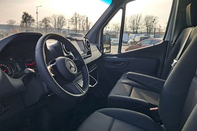 Mercedes Sprinter 317 CDI BASE Długi 9G-Tronic