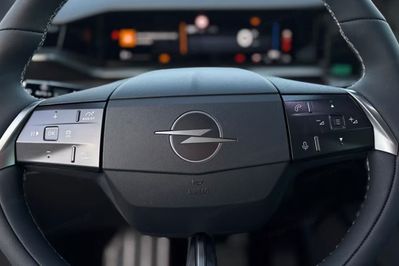 Opel Grandland X Edition eDTC6 1.2 Turbo mHEV