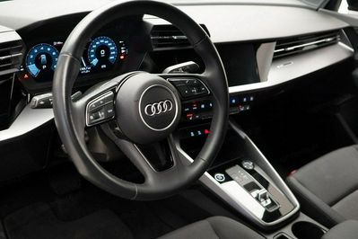 Audi A3 35 TFSI mHEV S tronic