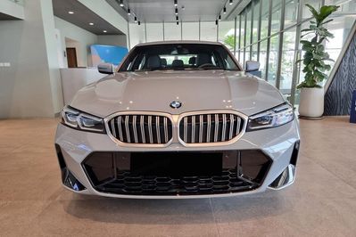 BMW Seria 3 318i M Sport