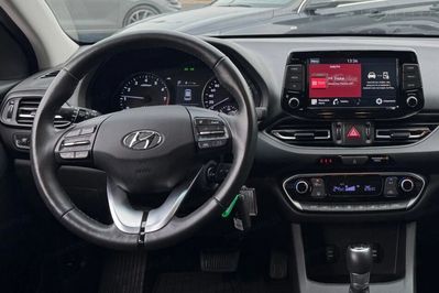Hyundai i30 1.0 T-GDI Smart DCT