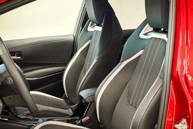 Toyota Corolla GR Sport 1.8 Hybrid