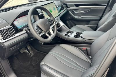 BYD Seal U DM-i  Design AWD