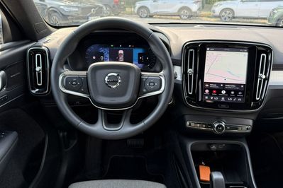 Volvo XC40 B3 Ultimate Dark