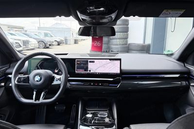 BMW Seria 5 520d xDrive mHEV M Sport aut