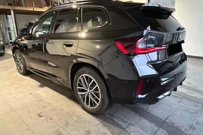 BMW iX1 eDrive20 M Sport