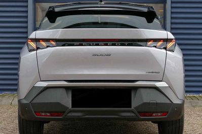 Peugeot 3008 GT e-DCS6 1.2 mHEV