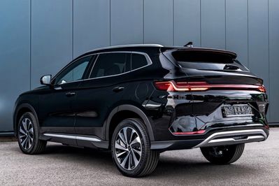 BYD Seal U DM-i  Design AWD