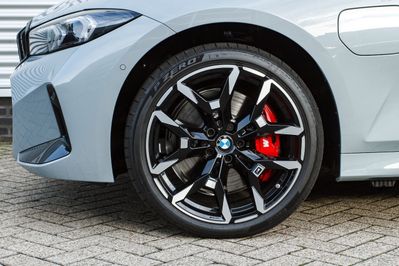 BMW Seria 3 330e xDrive M Sport