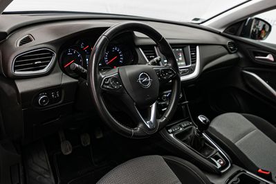 Opel Grandland X 1.2 T Edition