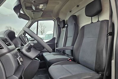 Renault Master L3H2 AT