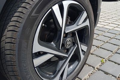 Toyota C-HR 1.8 Hybrid Style