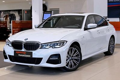 BMW Seria 3 330e M Sport