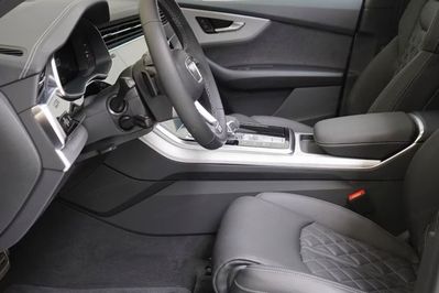 Audi Q8 TFSI e quattro