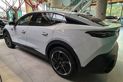 Peugeot 408 GT e-DCS 1.2 mHEV