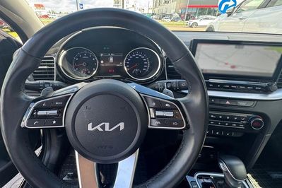 Kia Ceed 1.5 t-Gdi Tribute Dct