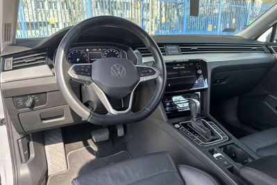 Volkswagen Passat Elegance 1.5 TSI EVO  DSG