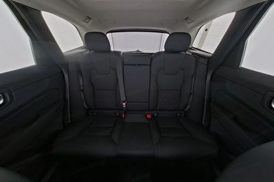 Volvo XC60 B5 B AWD Plus Dark