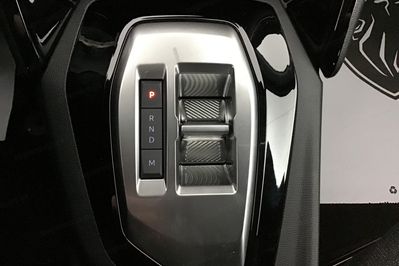 Peugeot 2008 STYLE 1.2 mHEV e-DCS6