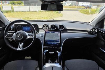 Mercedes Klasa C Kombi 200 d Avantgarde