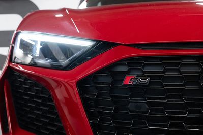 Audi R8 V10 RWD Performance