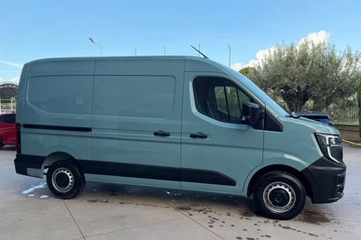 Renault Master L2H2 Extra AT9