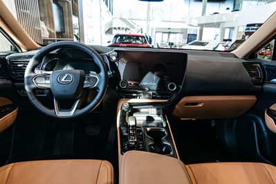 Lexus NX 350h Omotenashi 2.5 Hybrid AWD