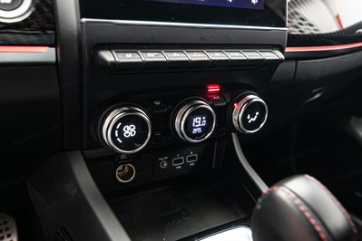 Renault Arkana 1.3 TCe mHEV R.S. Line EDC