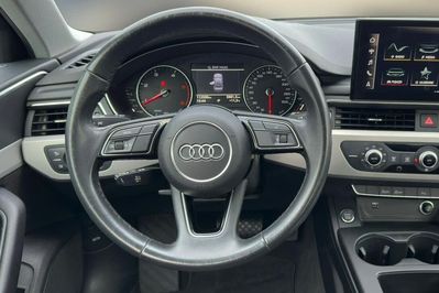 Audi A4 30 TDI mHEV S tronic
